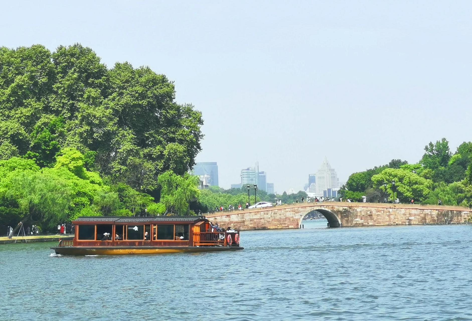 3Days&3-Cities Essence Tour: Shanghai,Suzhou,Hangzhou 3
