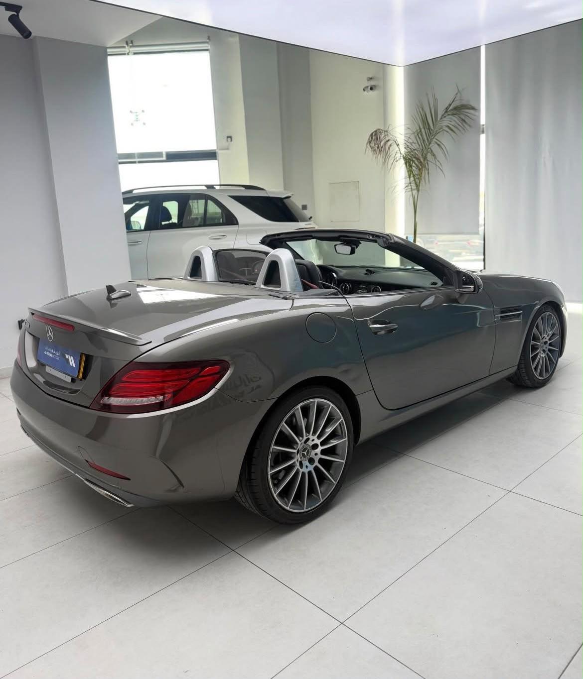 Muscat: Exclusive Luxury Private Tour by Mercedes or Lexus 3