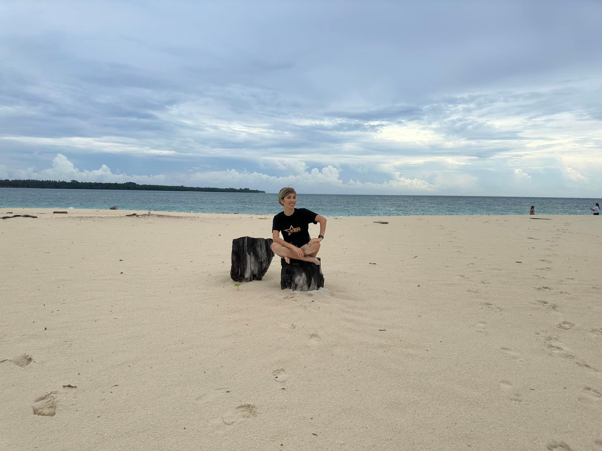 Balabac: 4-Day Island-Hopping Tour with Onok Island Turtles
