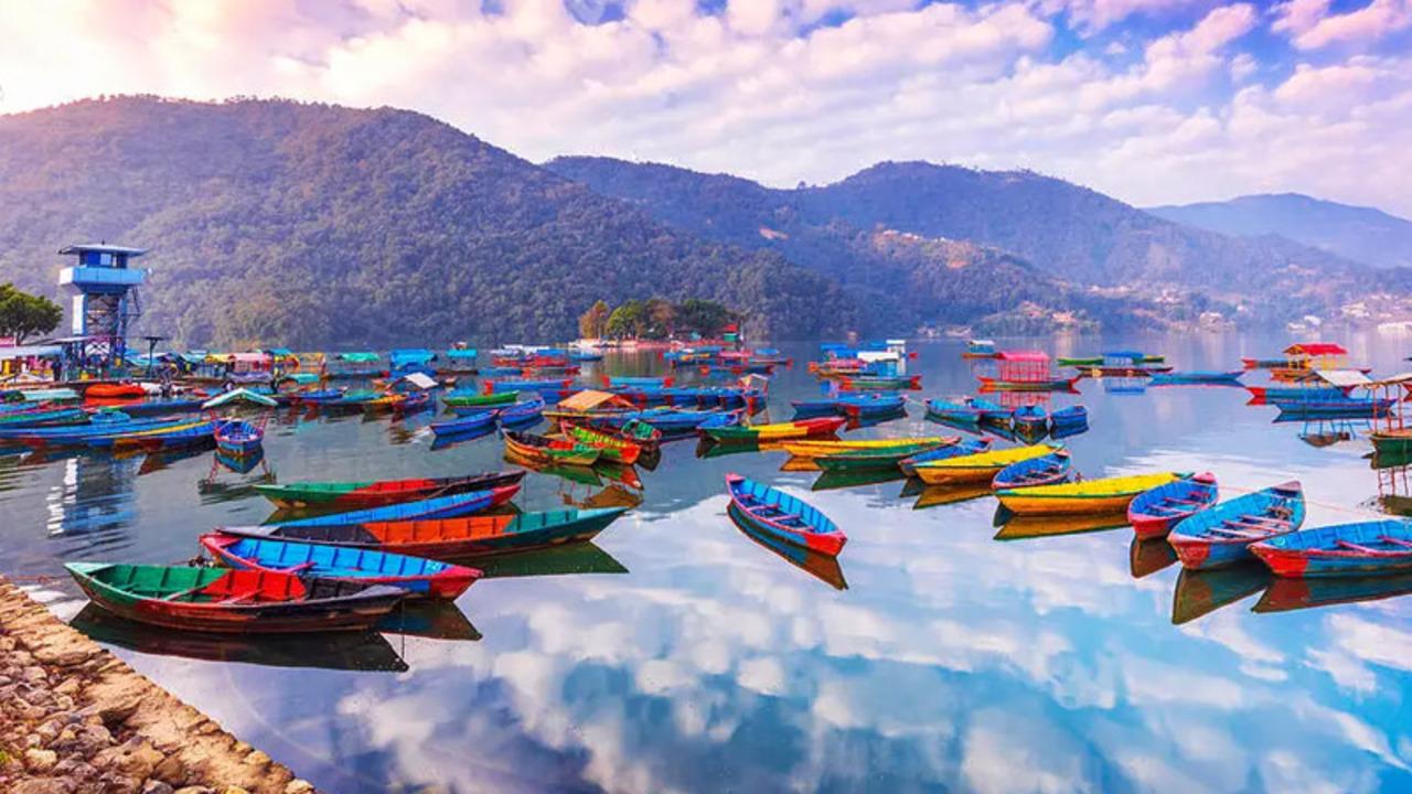 Pokhara: Traditional Fishing & Breakfast by the Lake 2