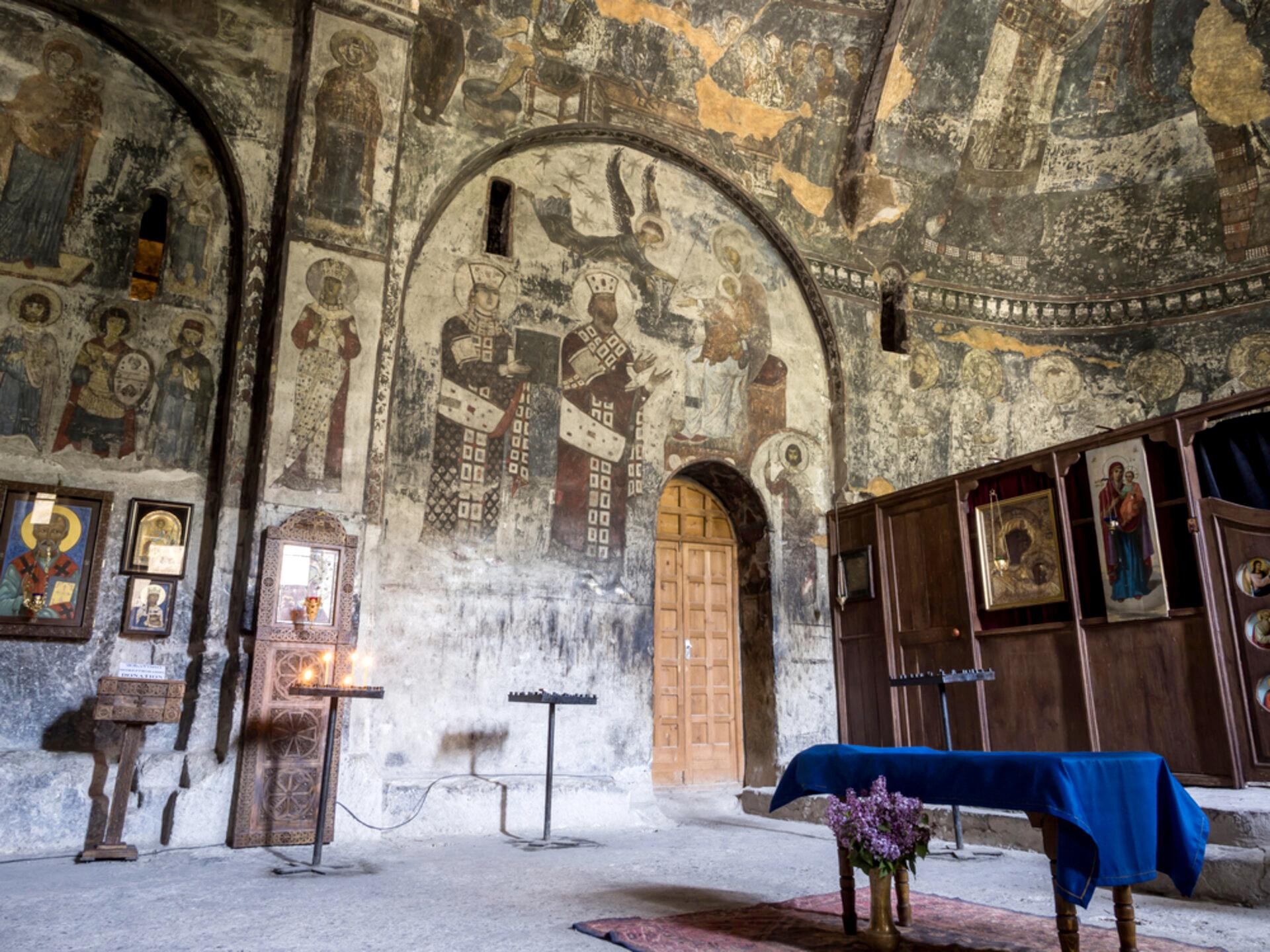 From Tbilisi: Borjomi, Rabati Fortress, and Vardzia Day Trip 2