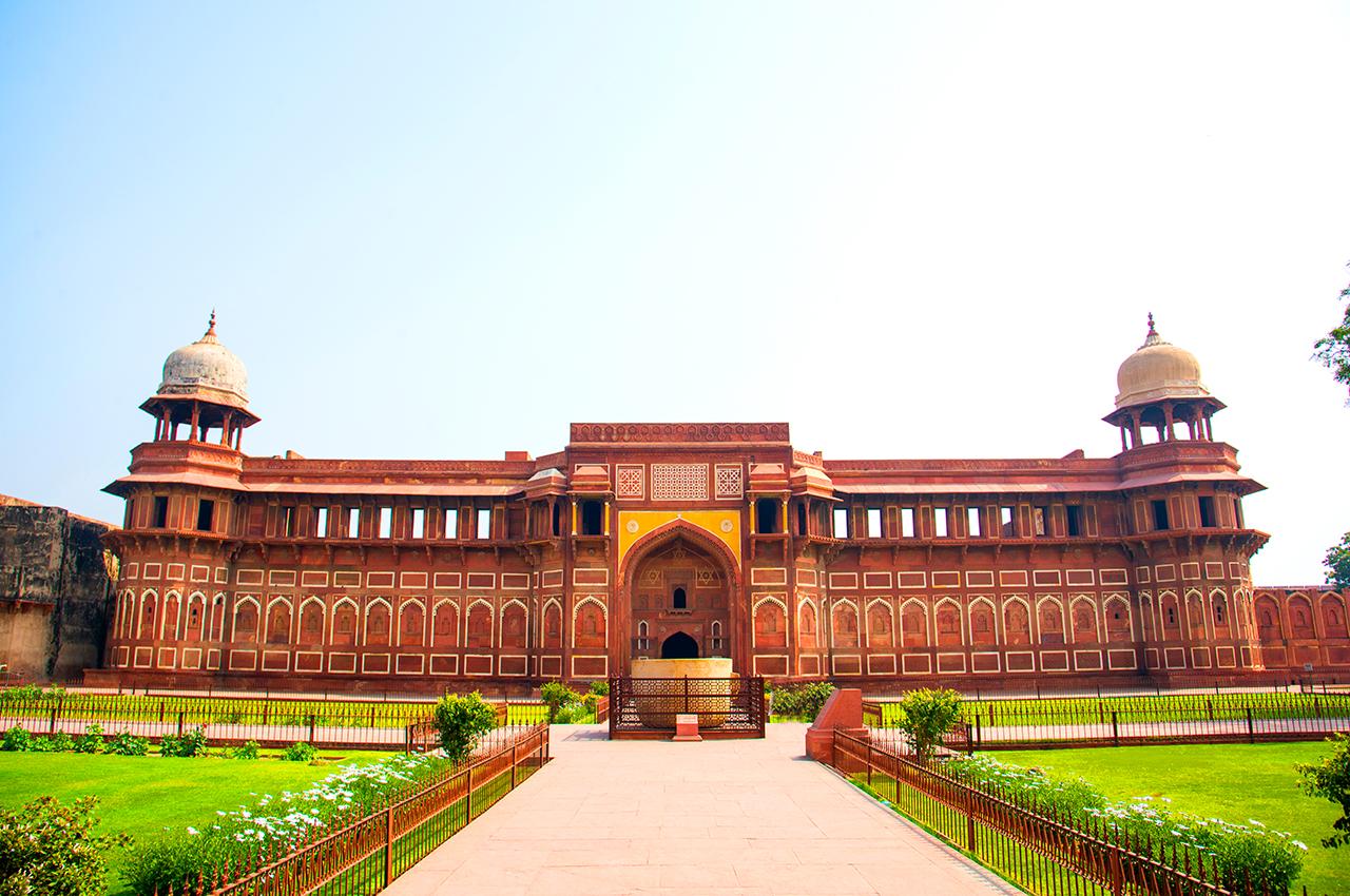 Jaipur: Tajmahal Sunrise Tour with Fatehpur Sikri & Abhaneri 3