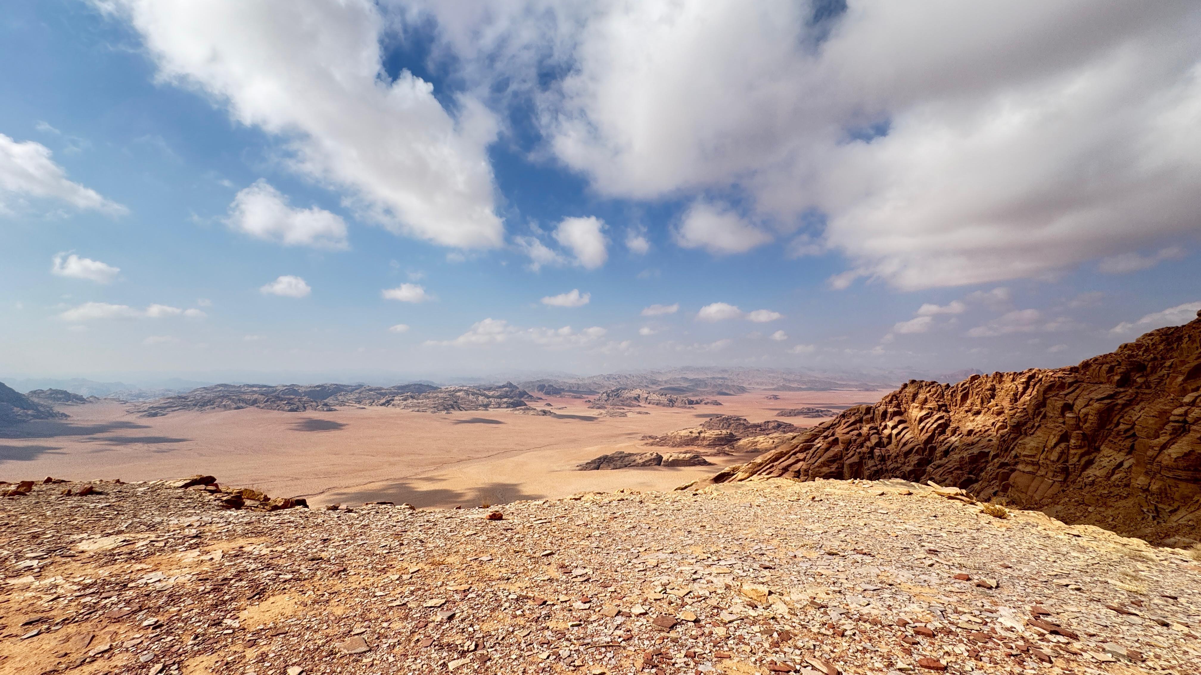 Wadi Rum: Full Day Jeep Sunset Tour with Lunch