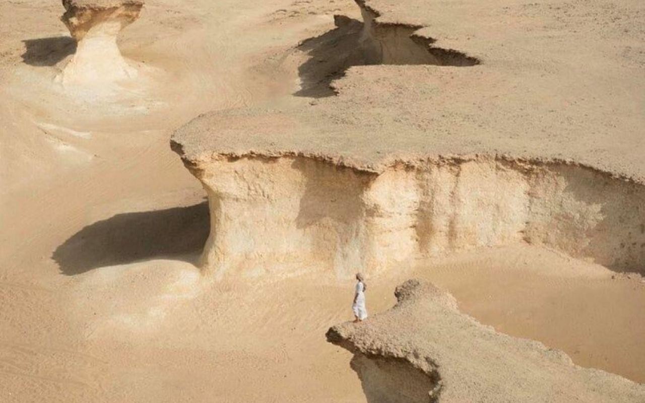 Doha: Guided City & West Qatar Tour with Meals & Pickup 3