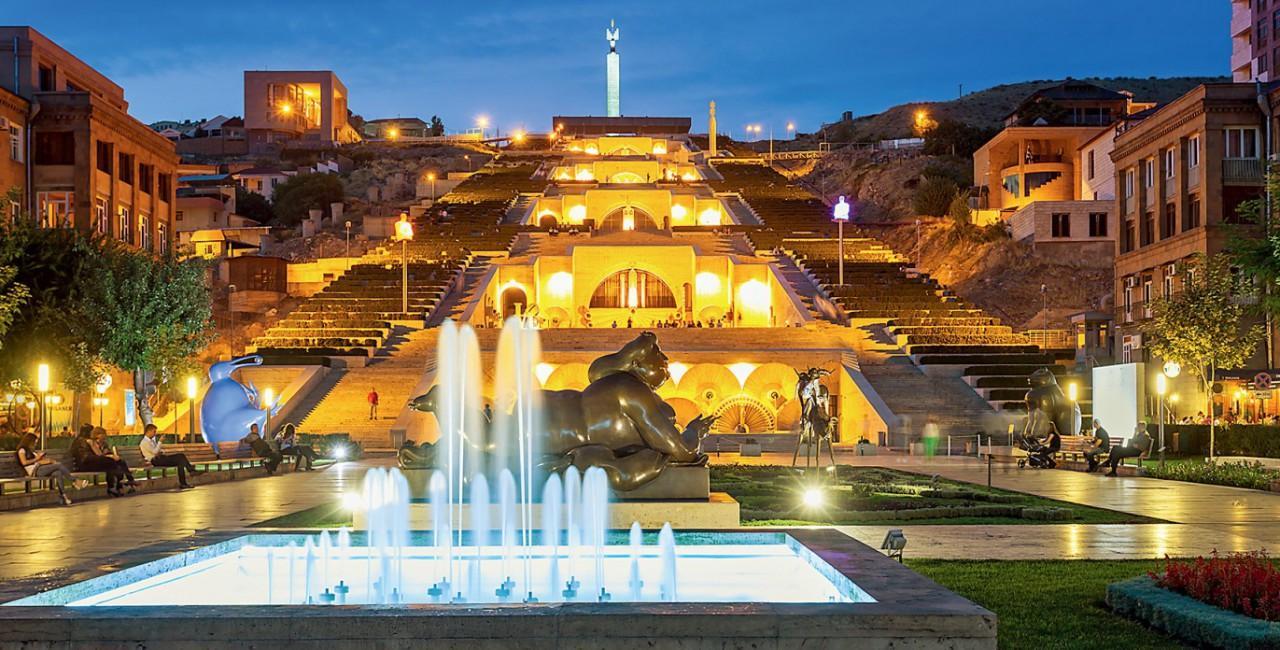From Tbilisi: Armenia Day Trip with Lake Sevan & Dilijan 2