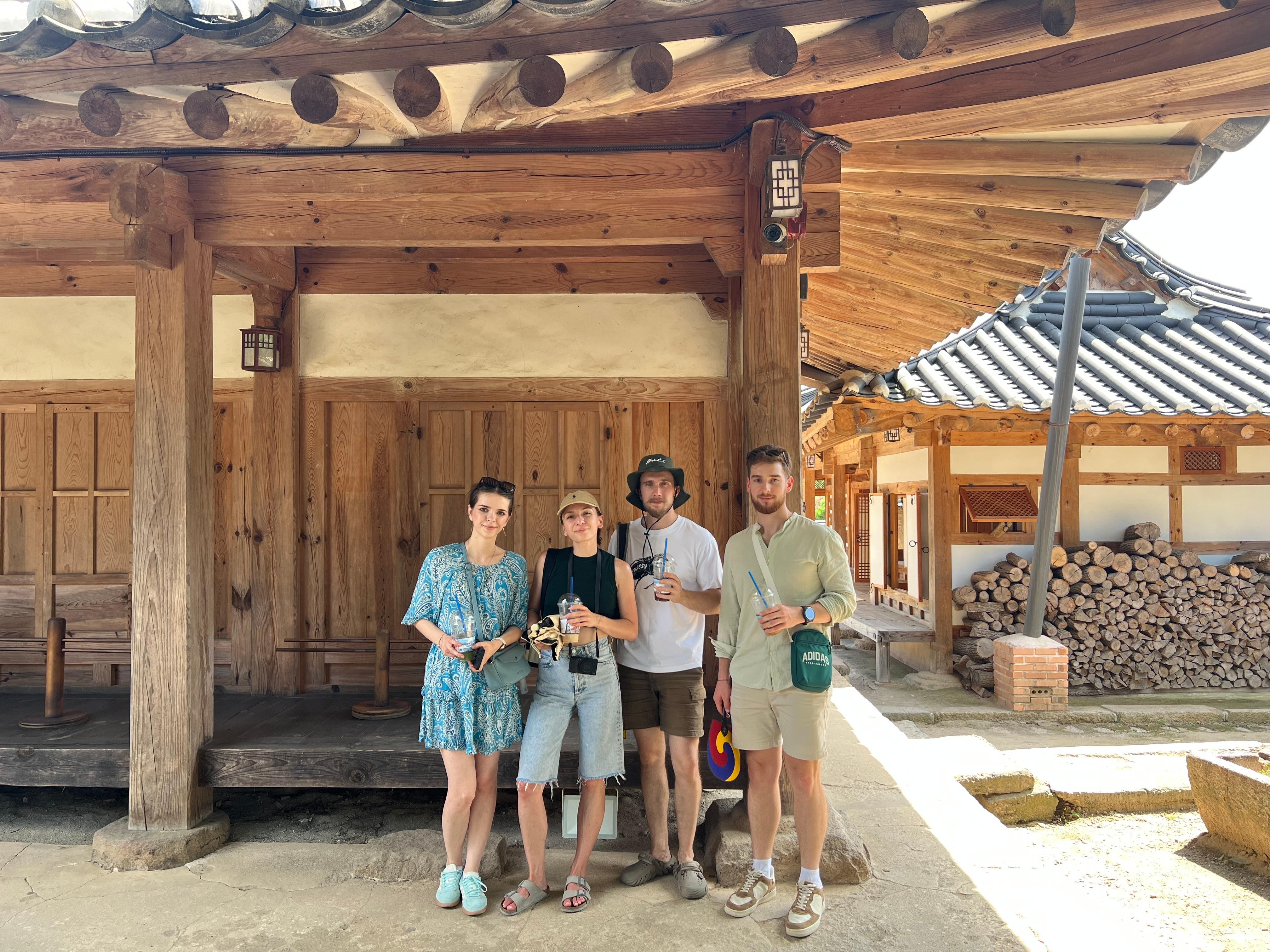 Gyeongju: Private Car Tour UNESCO Site & Yangdong Village