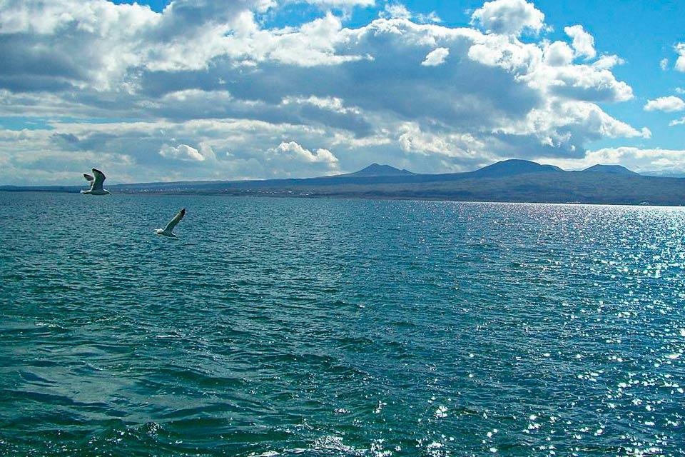 Lake Sevan, Dilijan, Haghartsin, Goshavank & Beer Tasting 2
