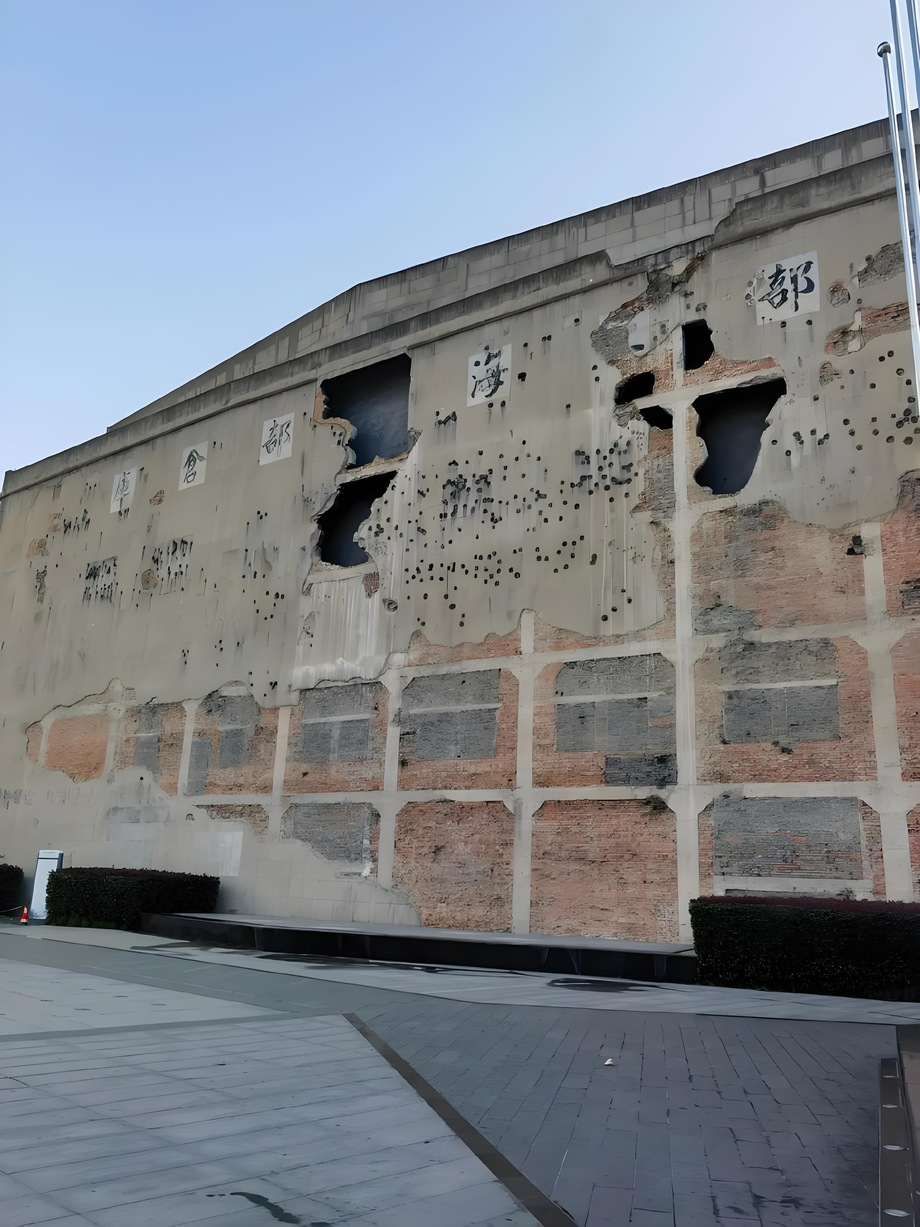 Shanghai: Sihang Warehouse & Bund City Walk day Tour