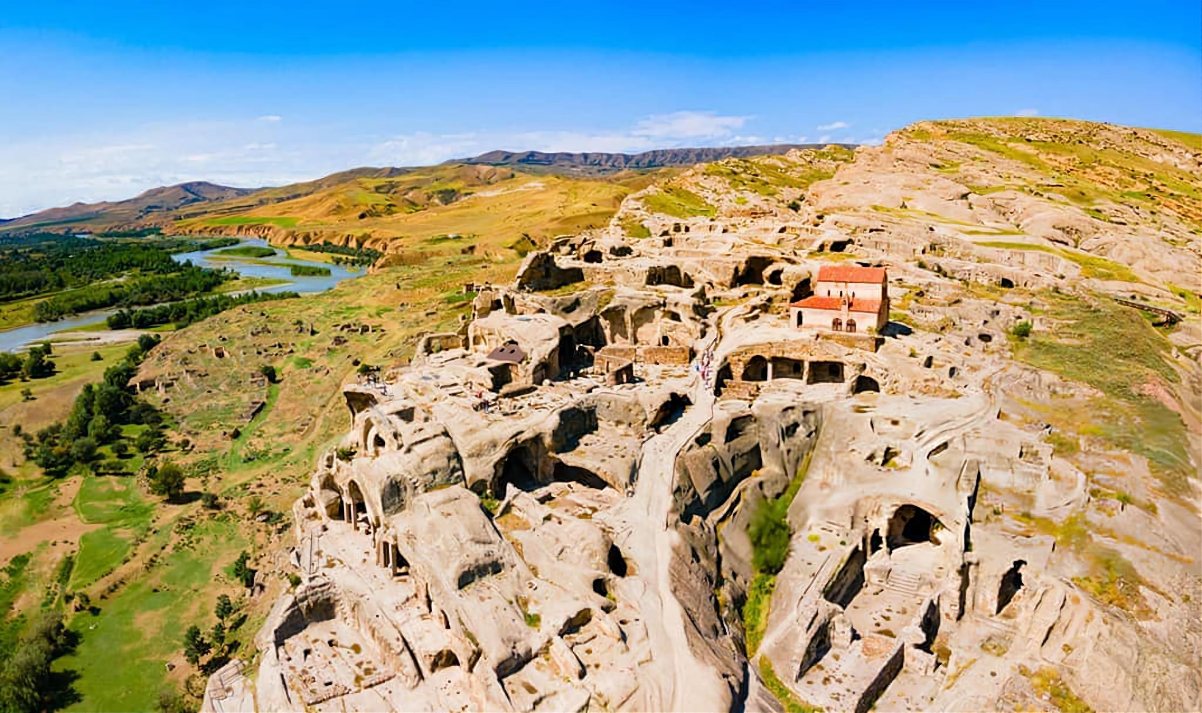 From Tbilisi: Mtskheta, Jvari, Gori & Uplistsikhe Day Tour 2