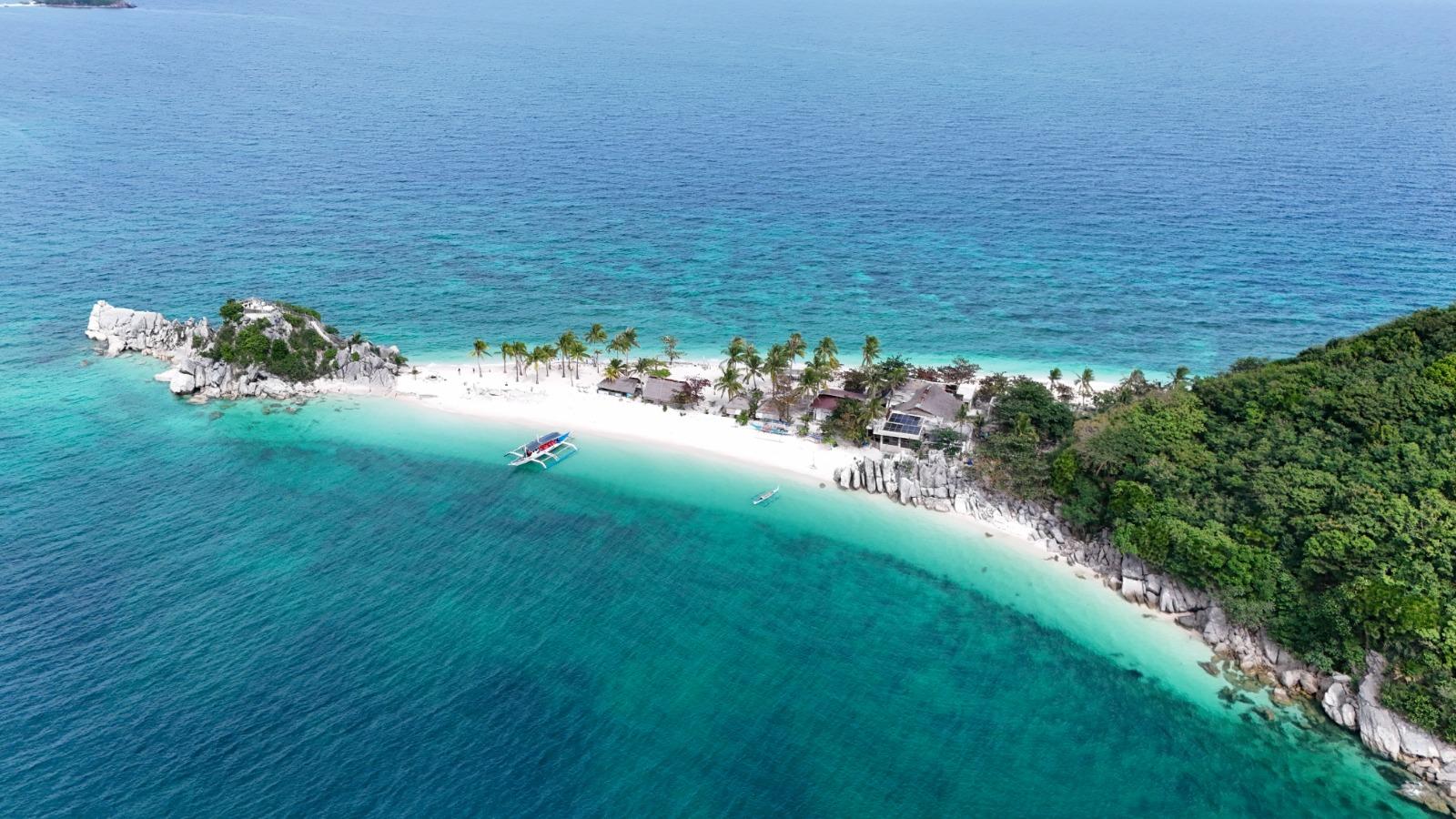 Iloilo City: Gigantes Islands Tour with Lunch & Transfer 3