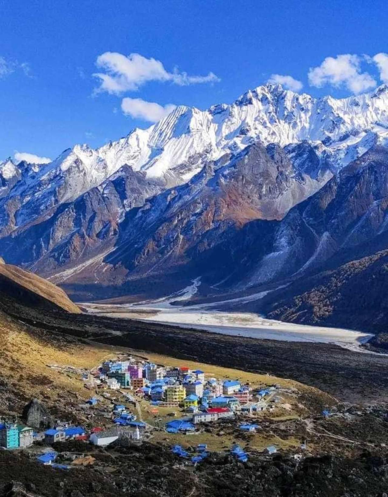 Kathmandu: Langtang Valley Trek 10-Day Guided Tour