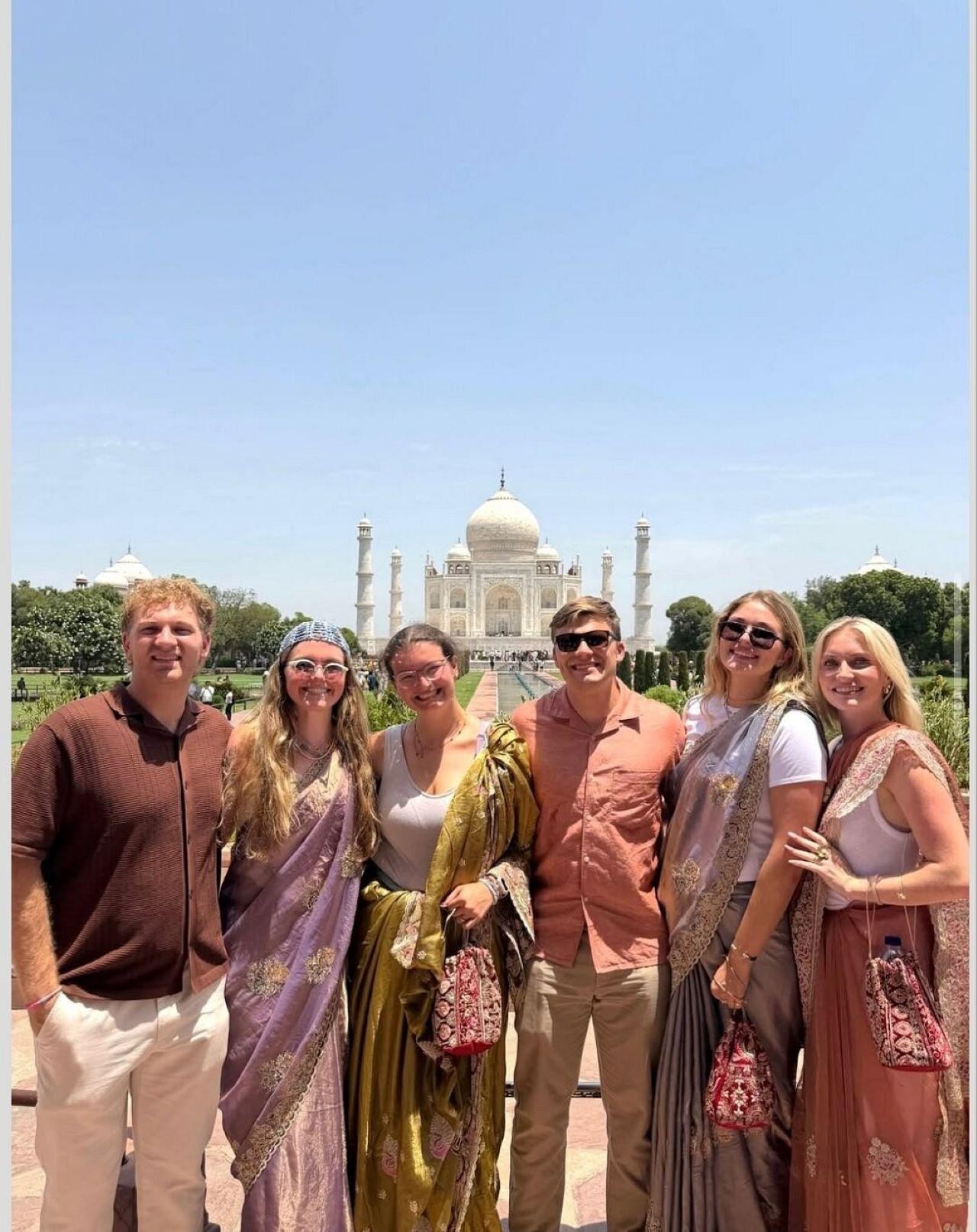 From Delhi Exclusive Taj Mahal Private Tour with Luxury Car 3