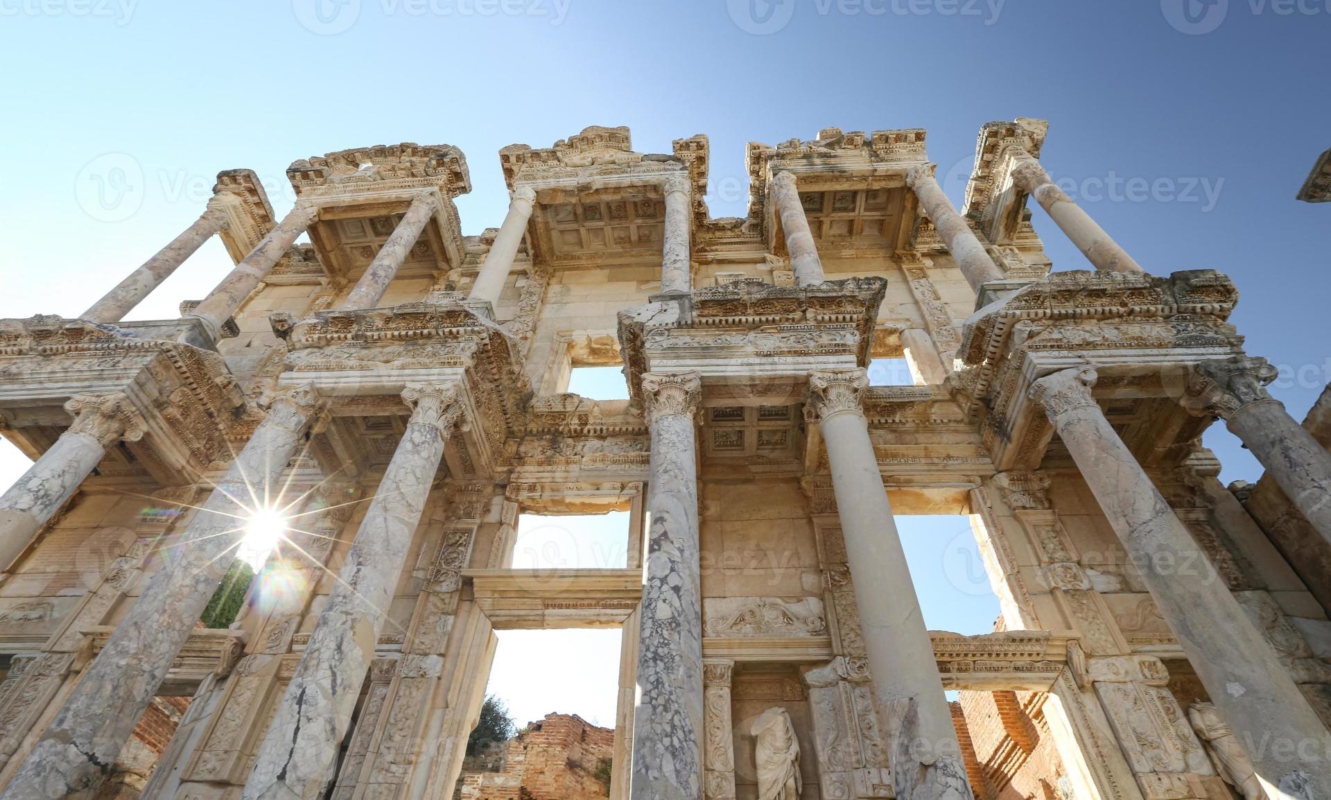 Istanbul: Ephesus Day Trip by Plane with Guide & Lunch 3
