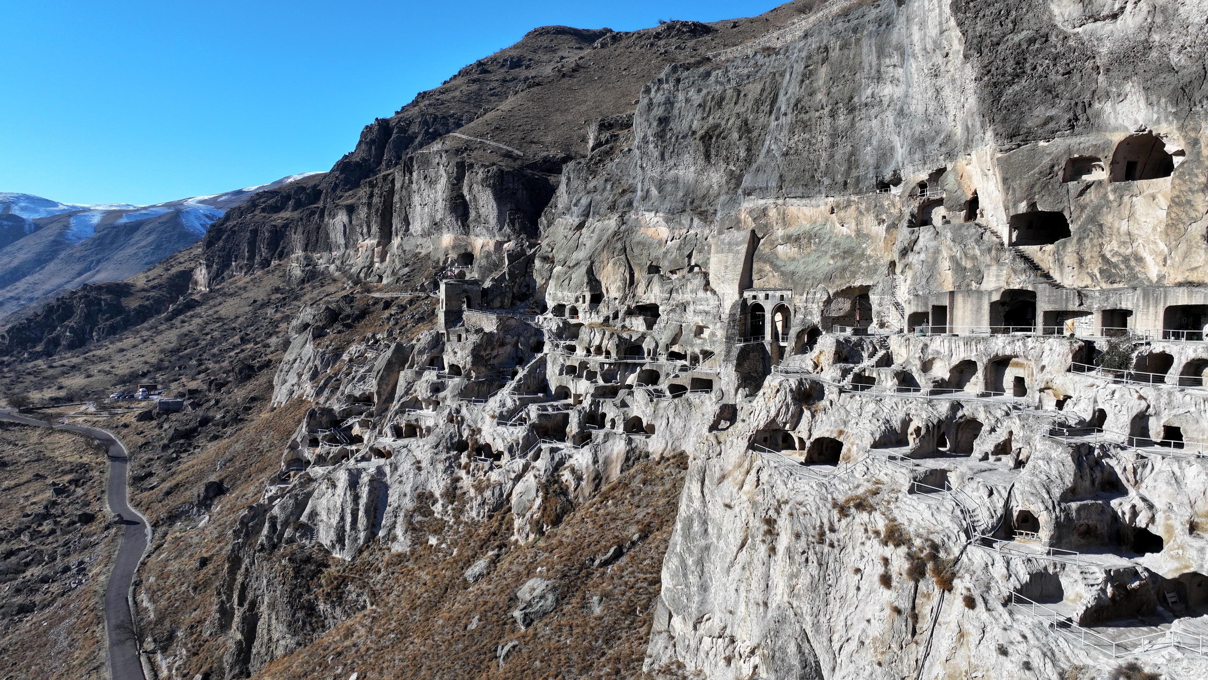 Tbilisi: Borjomi, Rabati & Vardzia Adventure Guided Tour 3