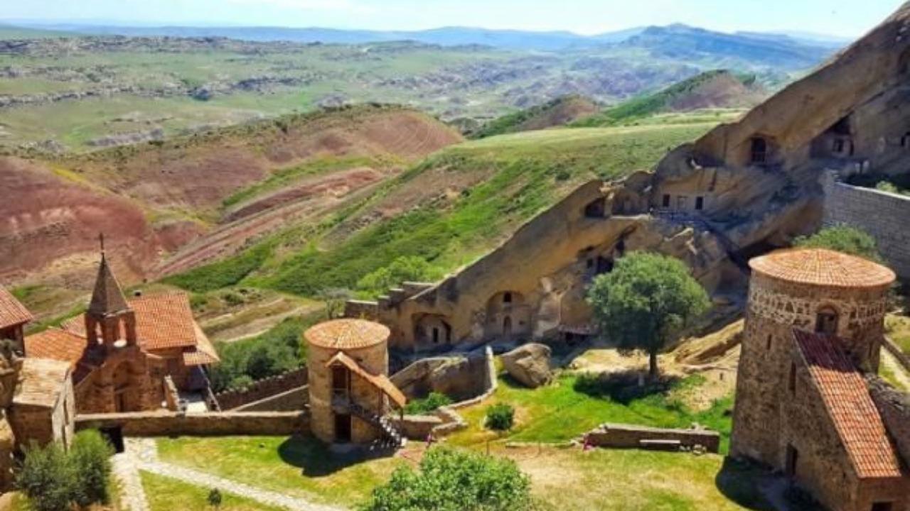 From Tbilisi: David Gareja Monastery & Rainbow Desert Day Tour 3