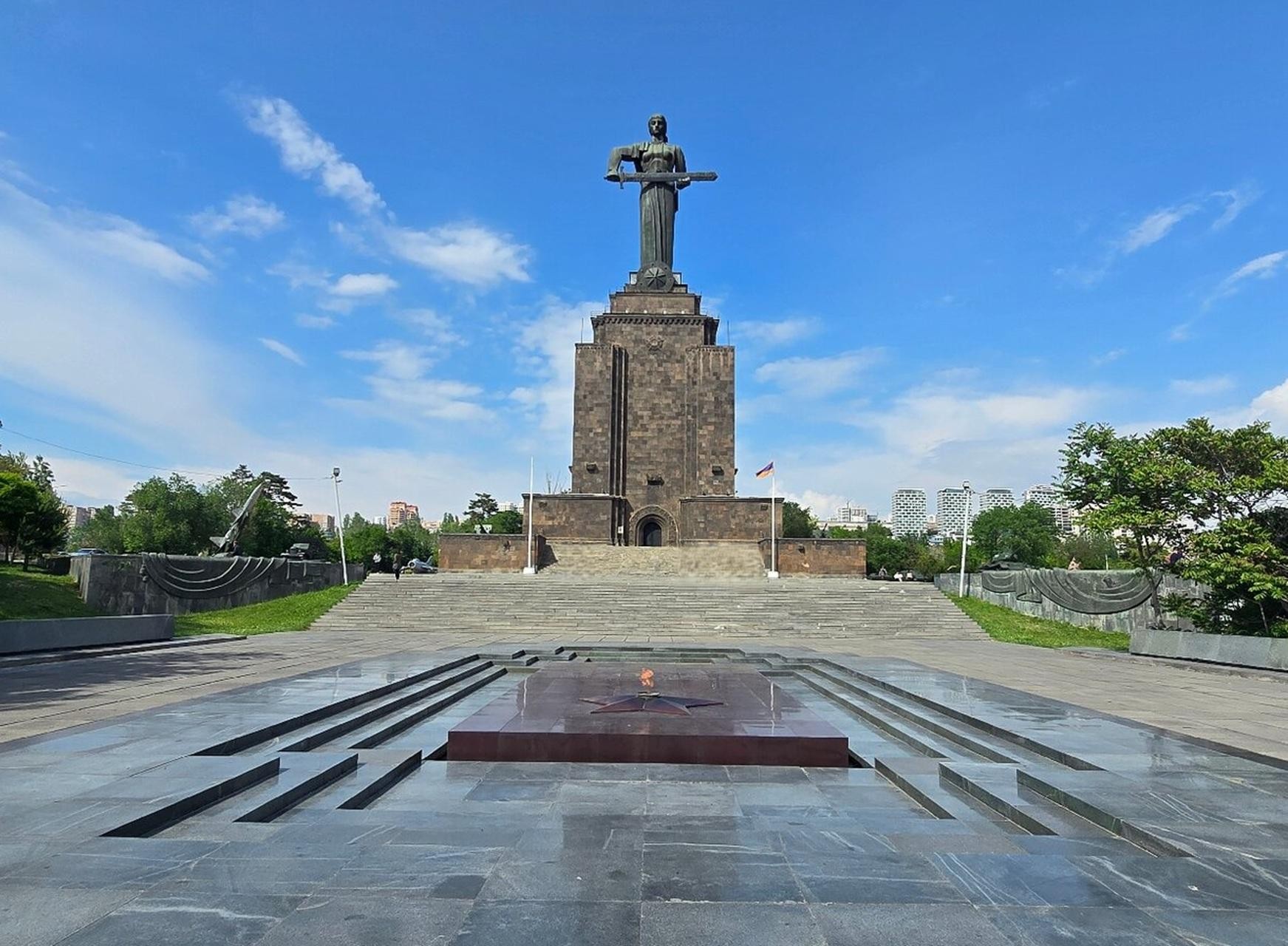 From Tbilisi: Armenia Day Trip with Sevanavank Monastery 2