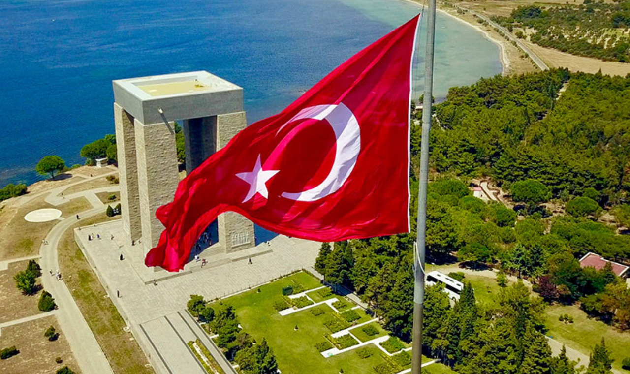 Istanbul: Gallipoli Guided Day Trip with Hotel Transfer