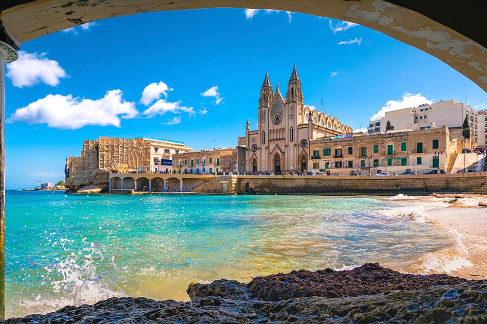 Malta Luqa