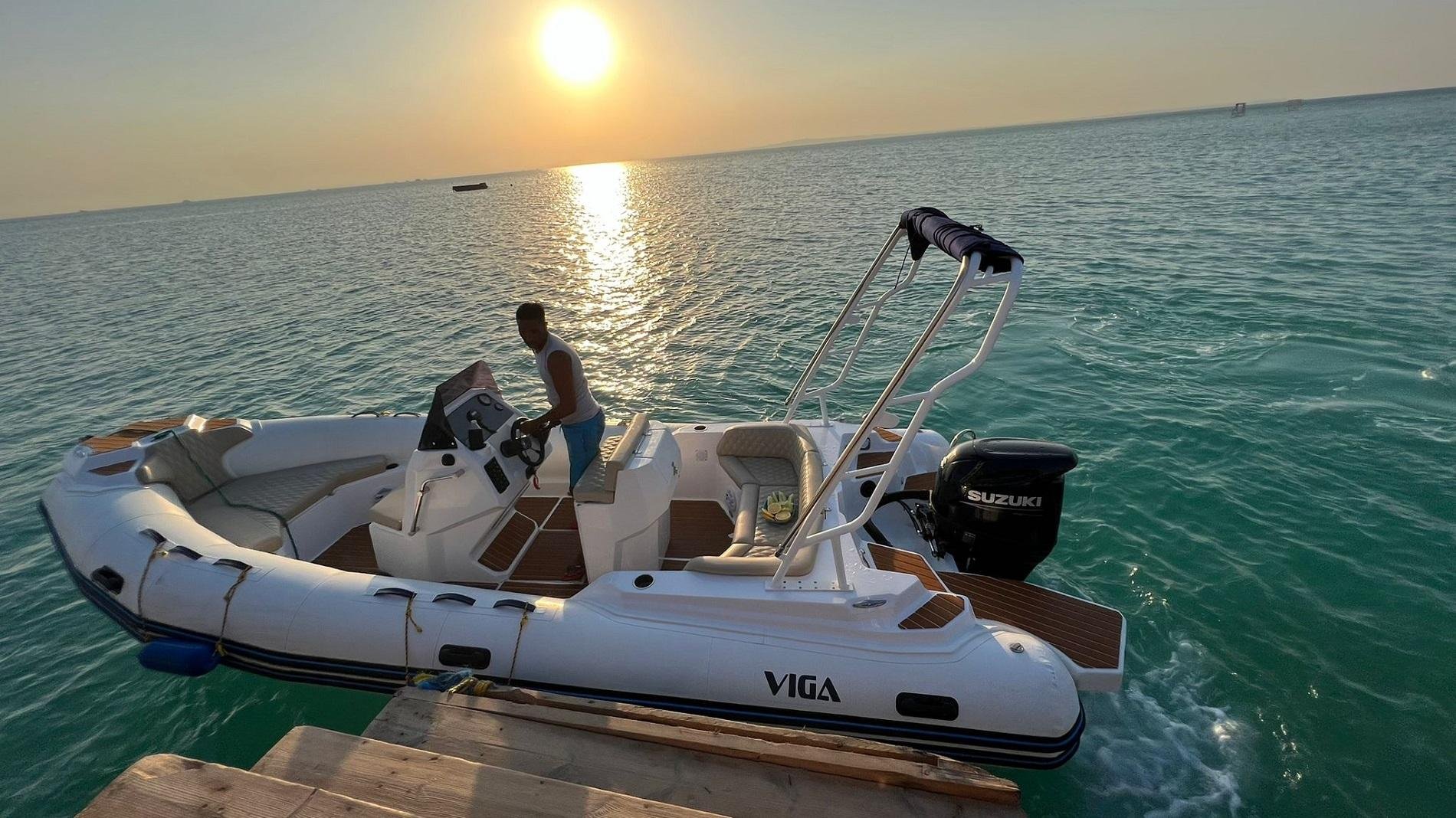 Hurghada: 6-Island Speedboat, Dolphin watching & Snorkeling - Hurghada Island Speedboat (Gallery Photo 6)