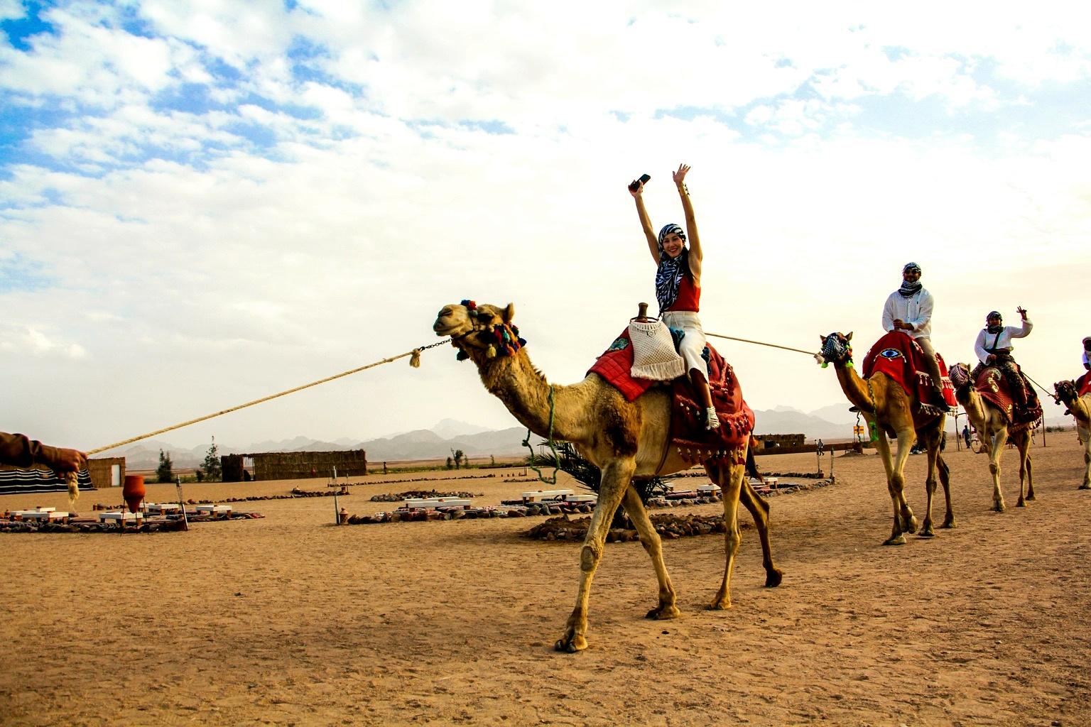 Hurghada: Oasis sunset with Camel Ride & stars - Hurghada Oasis Sunset (Photo 4)