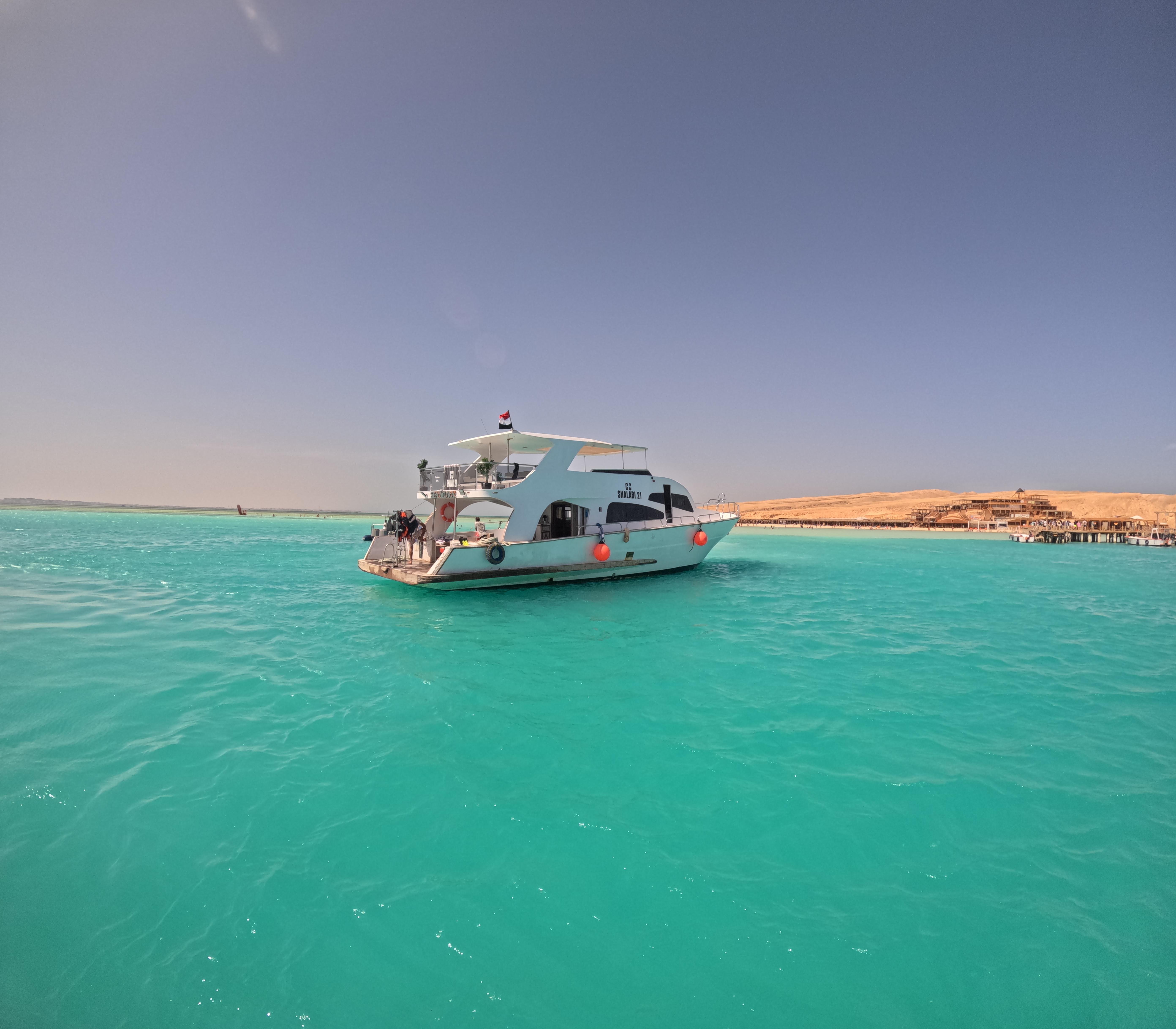 Hurghada: Dolphin House Yacht Trip & Chance to Swim Near Dolphins & Lunch - Hurghada Dolphin House (Photo 4)