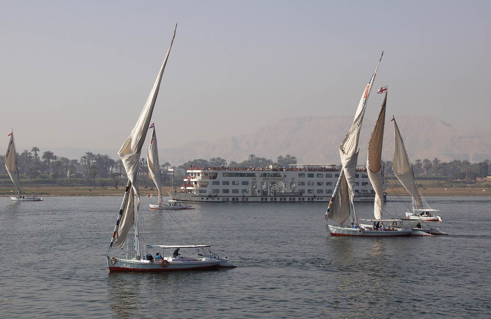 Luxor: Sunset Felucca Boat Trip with Hotel Pickup - Luxor Sunset Felucca (Gallery Photo 8)