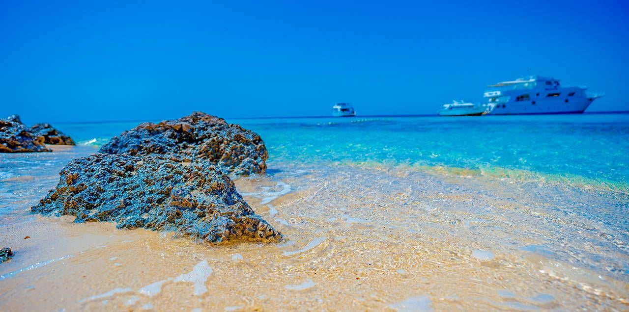 Hurghada: Sunset Hula Hula Island W/ Snorkeling & Lunch - Hurghada Sunset Hula (Gallery Photo 7)