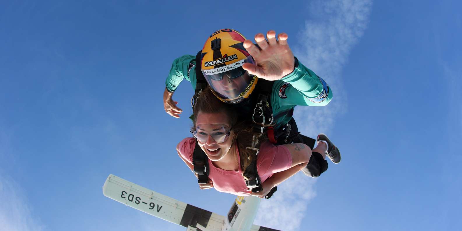 Skydive couple