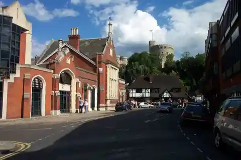 3. Eton College