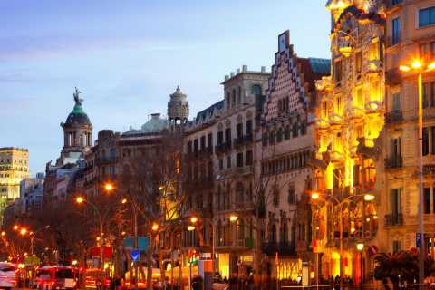 Beautiful places of Barcelona and Catalonia: SHOPPING IN BARCELONA: PASSEIG  DE GRACIA