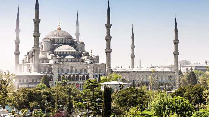 スルタン アフメト モスク イスタンブール チケット ツアーの予約 Getyourguide Com