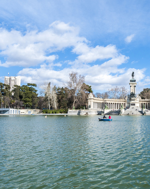 Accessible Boats in Retiro Park