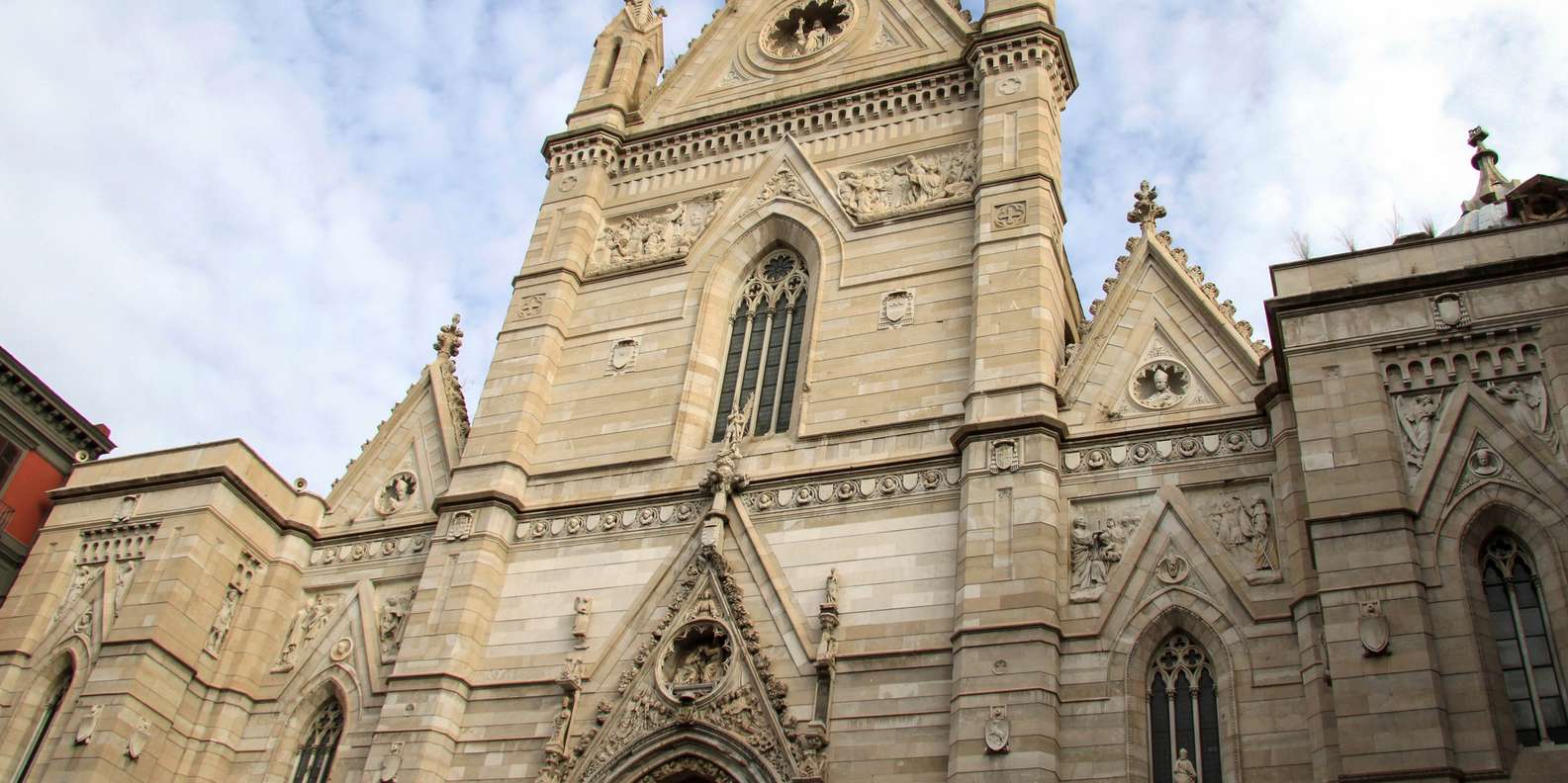 La Cath Drale De Naples Ch Teaux Et Palais Le Meilleur De