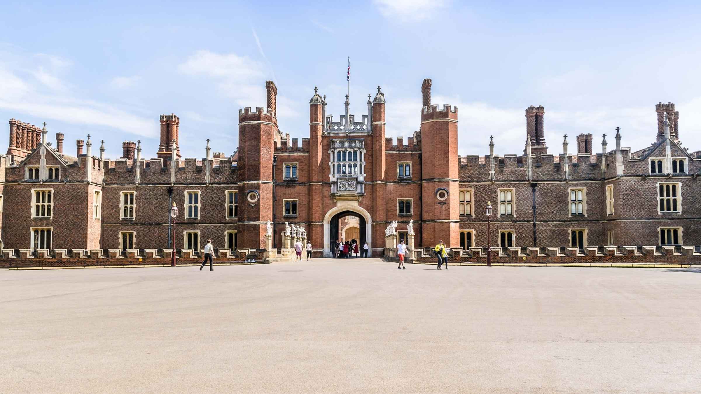 Hampton Court Palace London Book Tickets Tours GetYourGuide
