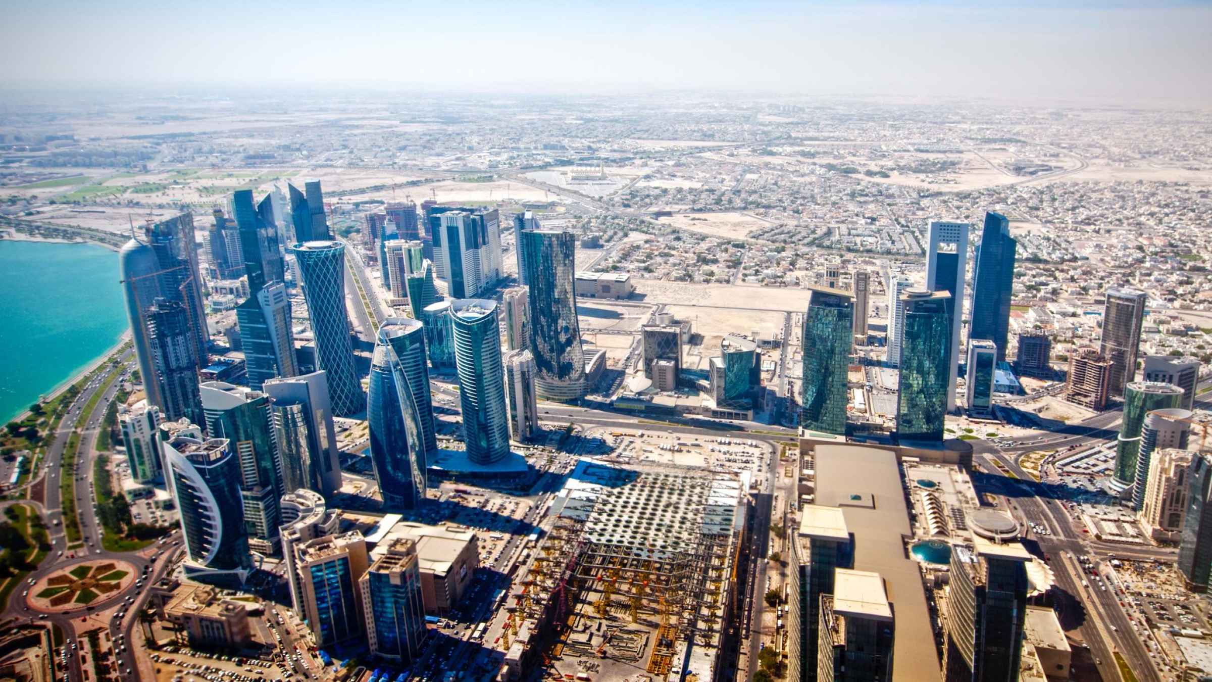 Самая богатая страна в 2024 году. Доха Катар. Доха столица. Катар фото города. Доха столица фото.