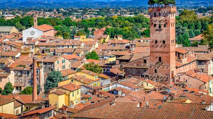 Top Walking Tours Of Lucca In 2021 See All The Best Sights Attractions Getyourguide