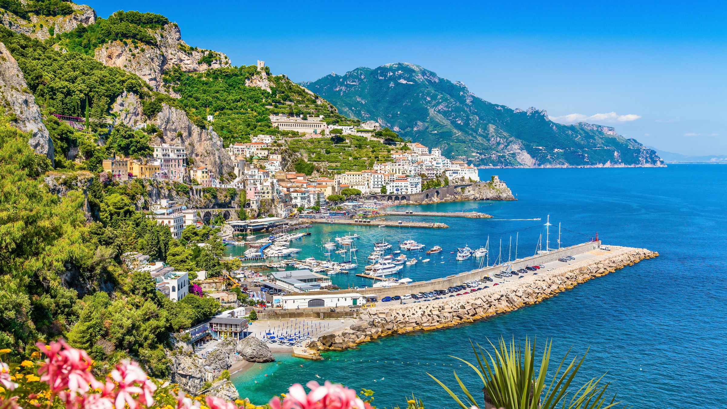 tourist attractions in salerno italy