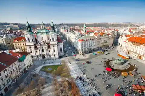 10. Rynek Staromiejski w Pradze