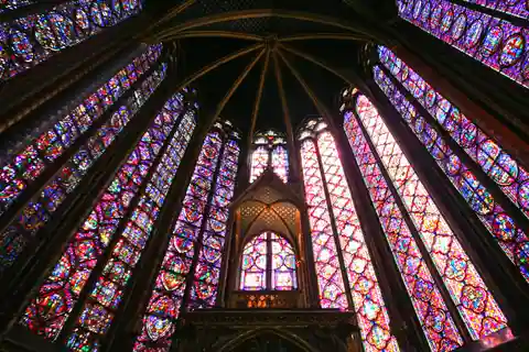 5. Sainte-Chapelle