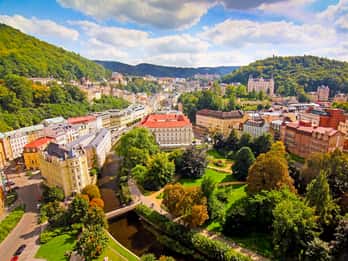 Karlovy Vary Matkat ja Liput
