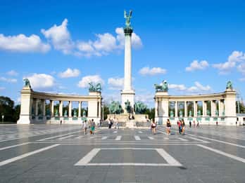 Heroes' Square, Budapest