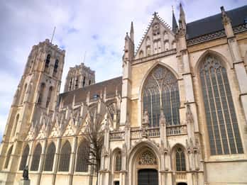 Catedral de San Miguel y Santa Gúdula: Tours y Entradas