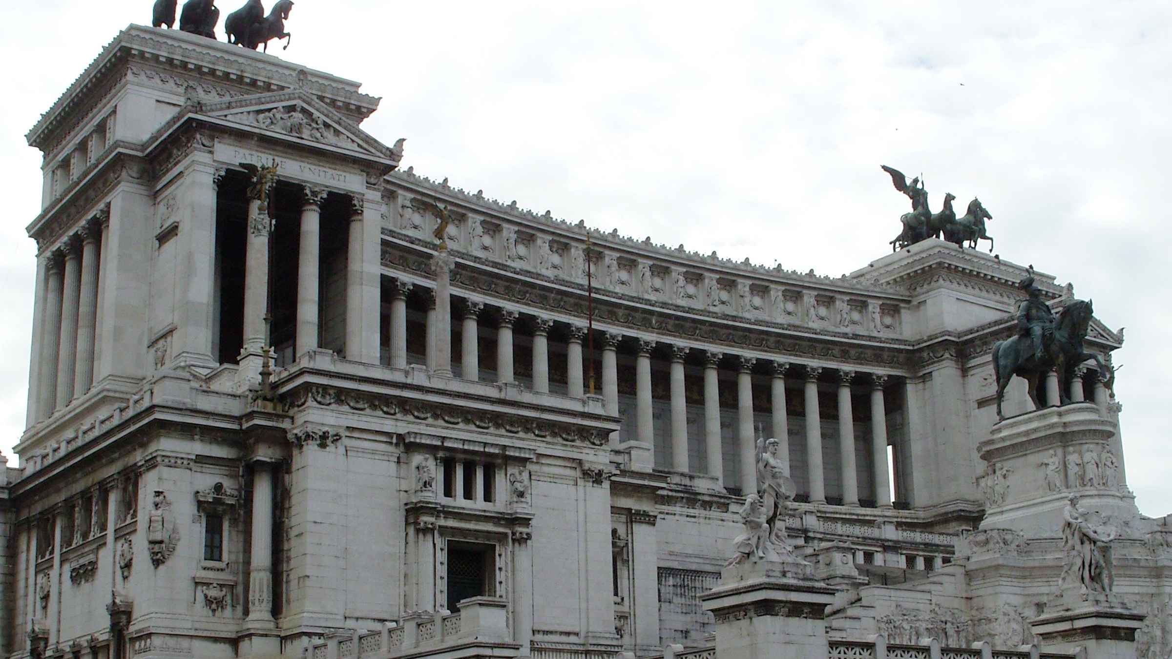 victor emmanuel ii monument tours