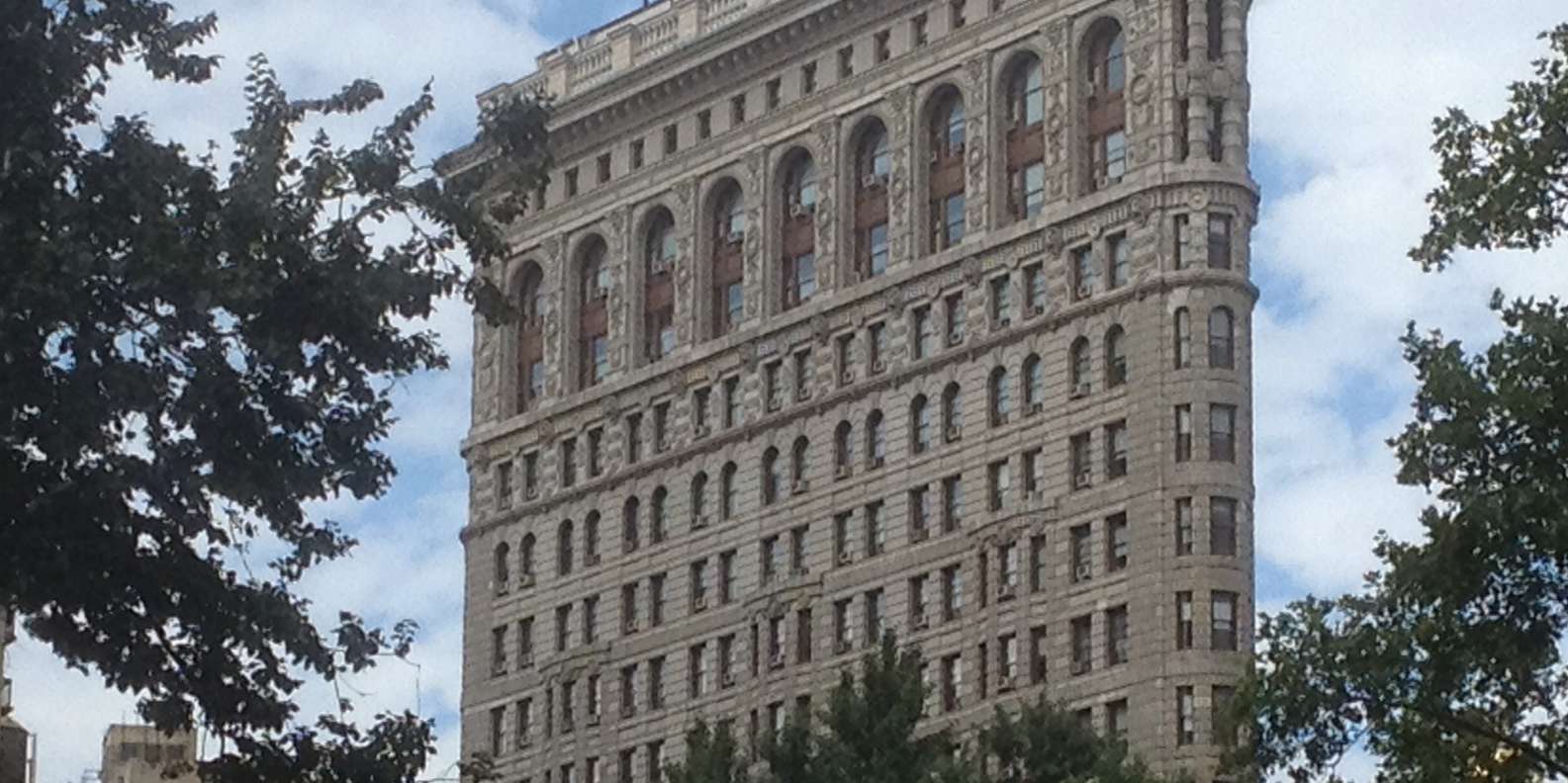 NYC, Style & a little Cannoli: The Home Depot Building in the Flatiron  District