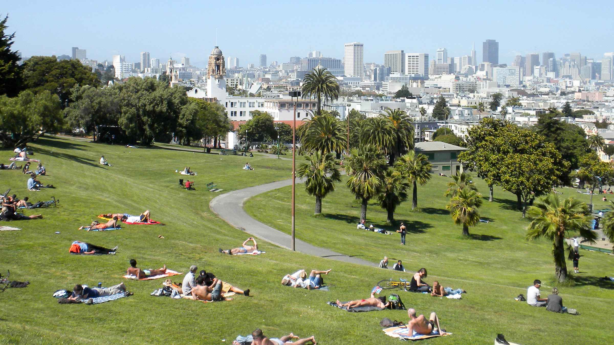 Mission Dolores Park Urban Exploration | GetYourGuide