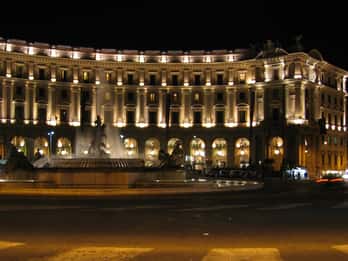Piazza della Repubblica, Florence Tours & Tickets