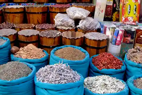 1. Khan el Khalili