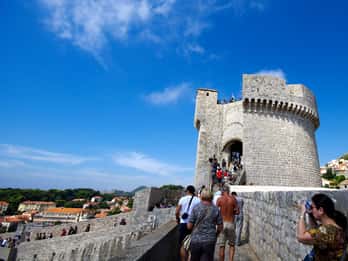 Walls of Dubrovnik Walls of Dubrovnik