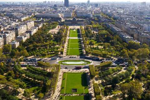 Parc du Champ-de-Mars • Paris je t'aime - Tourist office