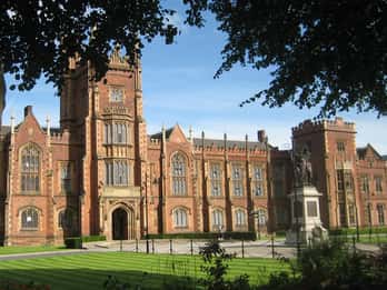 Queen's University Belfast Queen's University Belfast